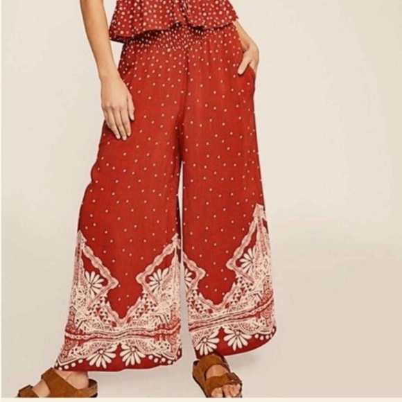 Free People Pants - Free People Babylon River Flowy dark Orange
Patterned Pants size medium